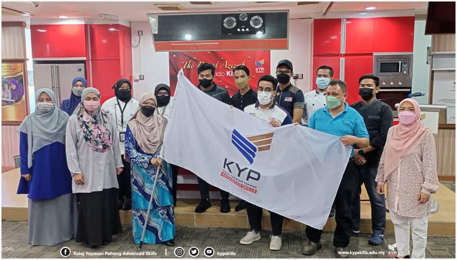 YPSkills's tweet photo. #KYPSkills | TEAM KULINARI KYP SKILLS MENYERTAI PERTANDINGAN FOOD &amp; HOTEL MALAYSIA 👨‍🍳 https://t.co/aEMv9V3rxG