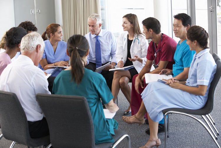An Introduction to Advanced Clinical Practitioner role and its importance training, 11th May at 13.30-15.30 its open to all staff. Development Groups and Train the Trainer courses are available for specific workforce groups. Full details 👉bit.ly/2VXU0OT
#SurreyTH #ACPs