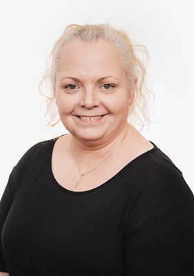 📣 MEMBER NEWS: 

Huge congratulations to Executive Committee Member, Cathy Lane, who has been promoted to MD of <a href="/mhginsurance/">MHG Insurance</a>. 🥂 ow.ly/x3B750Is9yV

#promotion #MHG #isleofman #IOMmaritime #marineinsurance #crewinsurance #yachtcrew #maritime