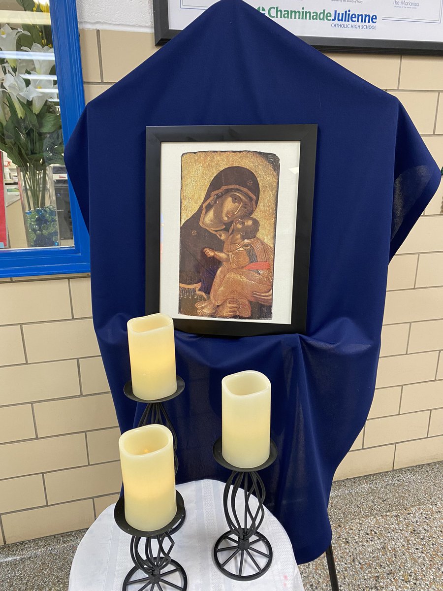 Today <a href="/cjeagles/">Chaminade Julienne Catholic High School</a> are united with <a href="/Pontifex/">Pope Leo XIV</a> and <a href="/CatholicAoC/">Archdiocese of Cincinnati</a> in praying for peace through the intercession of the Immaculate Heart of Mary #BeCompassionCJ