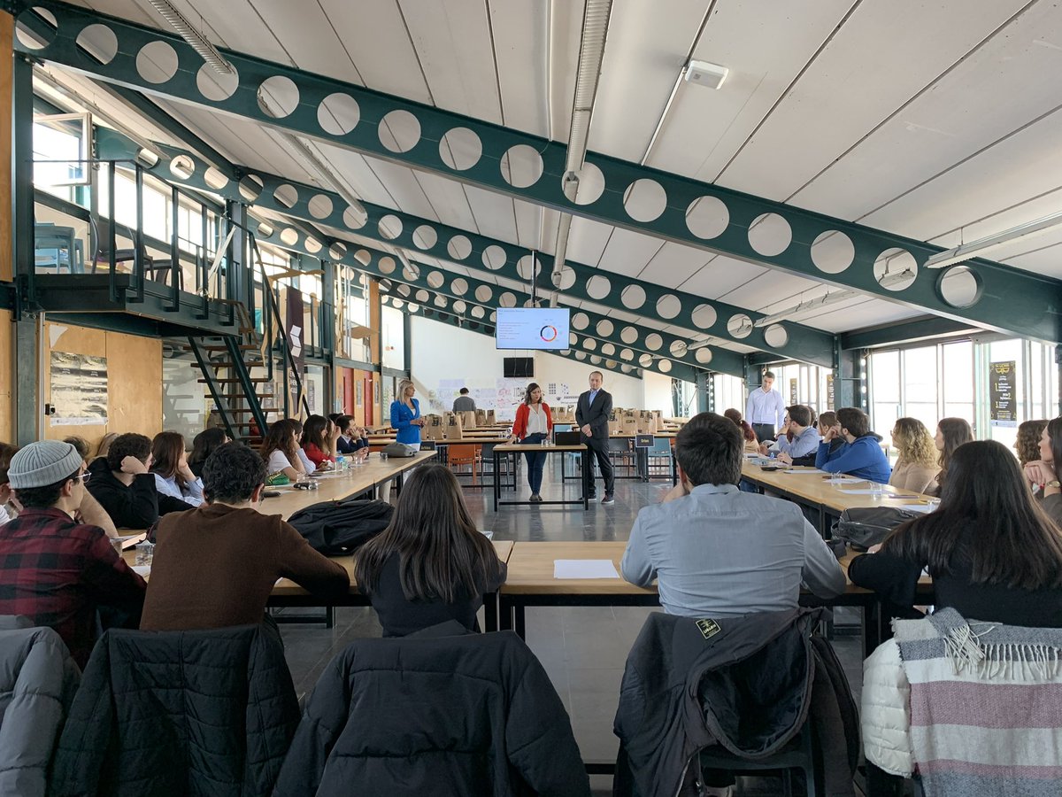 UcAri_'s tweet photo. 14. UçArı Ulusal Vaka Analizi Yarışması’nın finali, takımlarımızın PWC şirketini yakından tanıma fırsatı bulduğu TeaTalk Workshopu ile başladı!
@PwC_Turkey https://t.co/hjyA5eEXVm