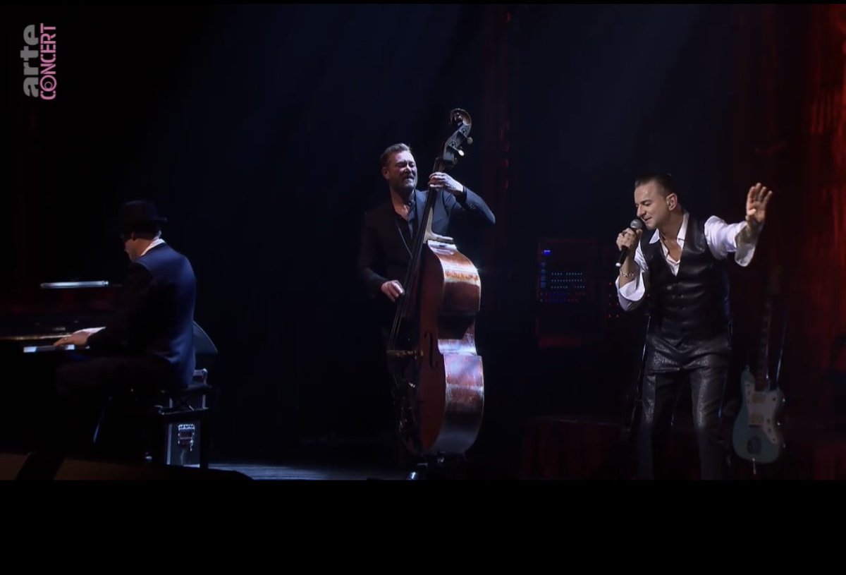 🅄🄻🅃🅁🄰 Depeche Mode〇•° tweet media
