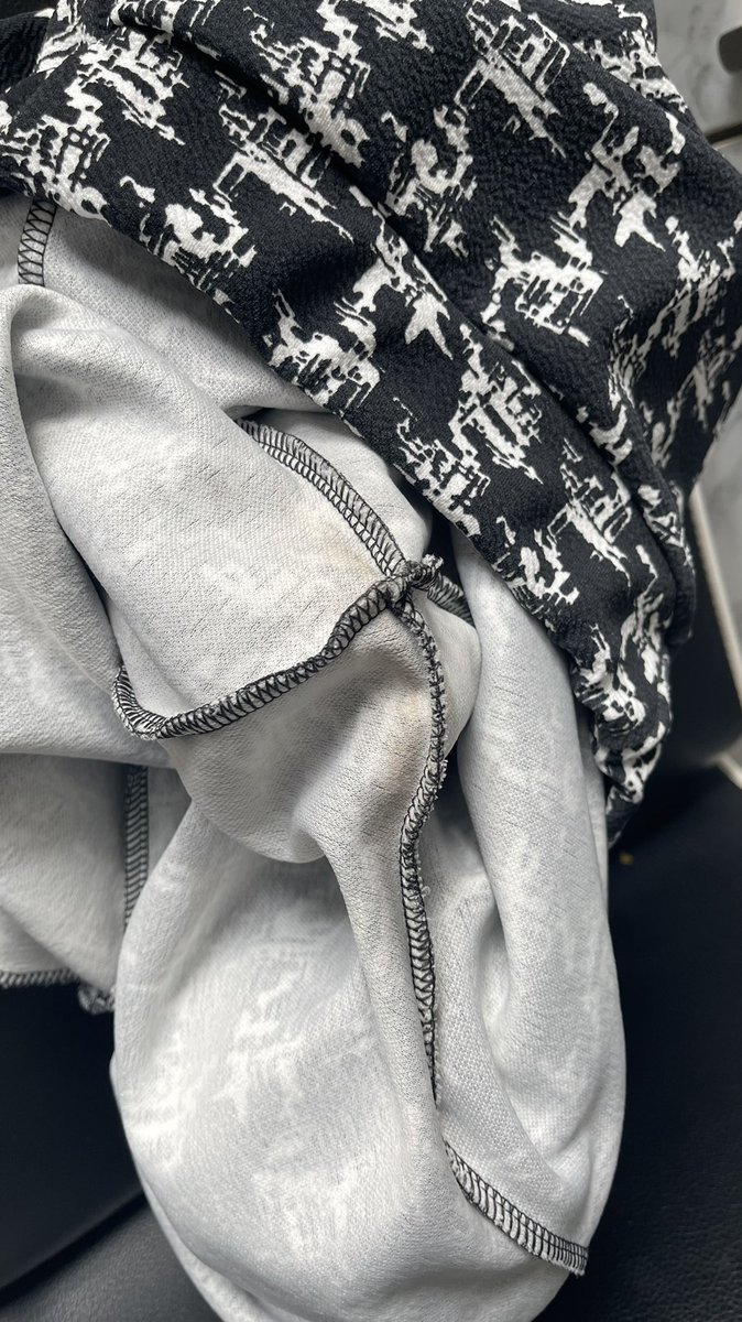 bizzbee84's tweet photo. @boohoo_cshelp you guys sent me a an already worn outfit that reeks of BO and sweat. This is the crouch area of what I had delivered today https://t.co/kmzhUI8HG2