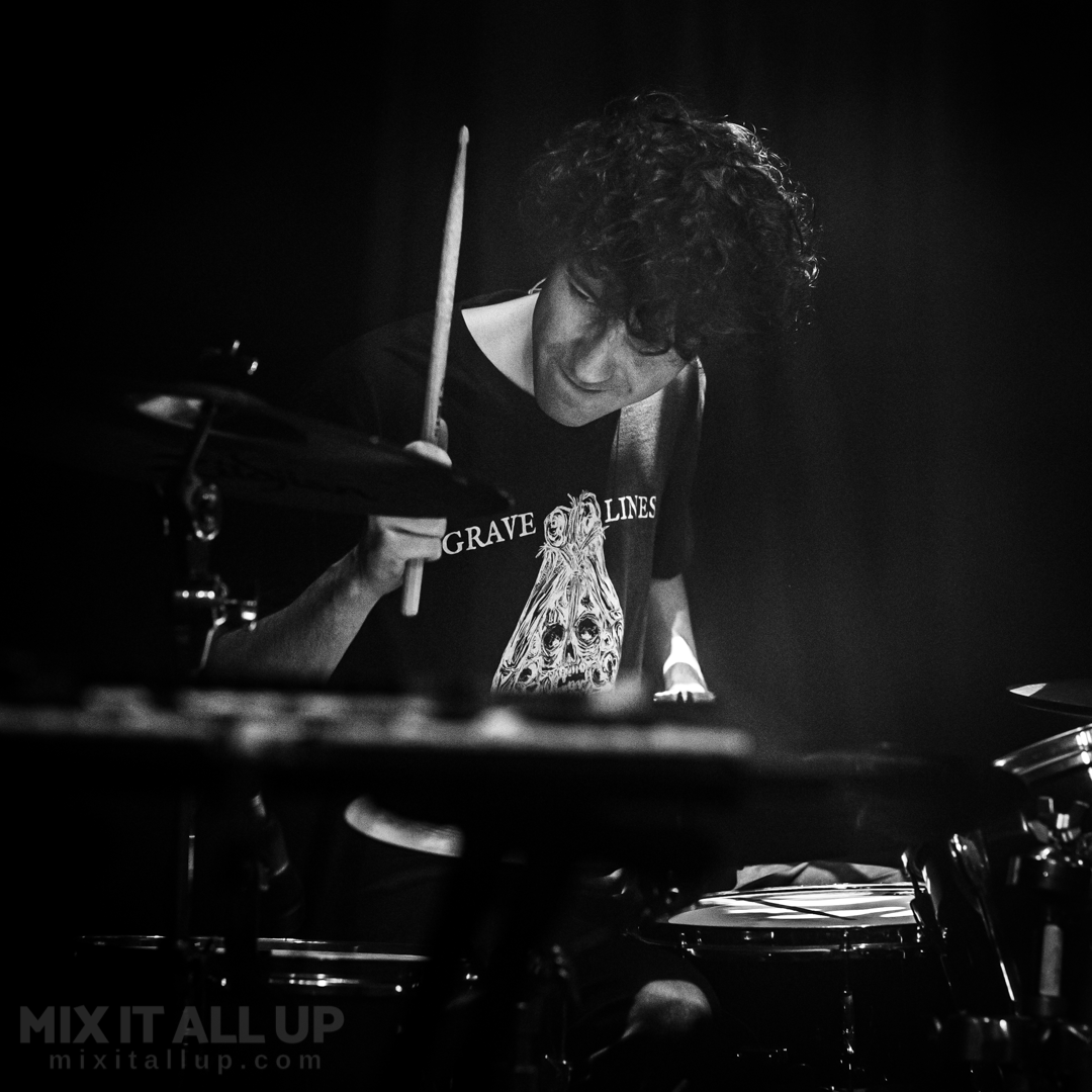 ensemble1music's tweet photo. More mug shots from our Portsmouth show last weekend, thanks to @MixingItAllUp for these! Playing live @rossi_bar tomorrow eve - https://t.co/7kdV9A06we #yeahgoonthen #halfmeltedbrainrecords #Xedout @musicbyfrost https://t.co/n526ynE4V6