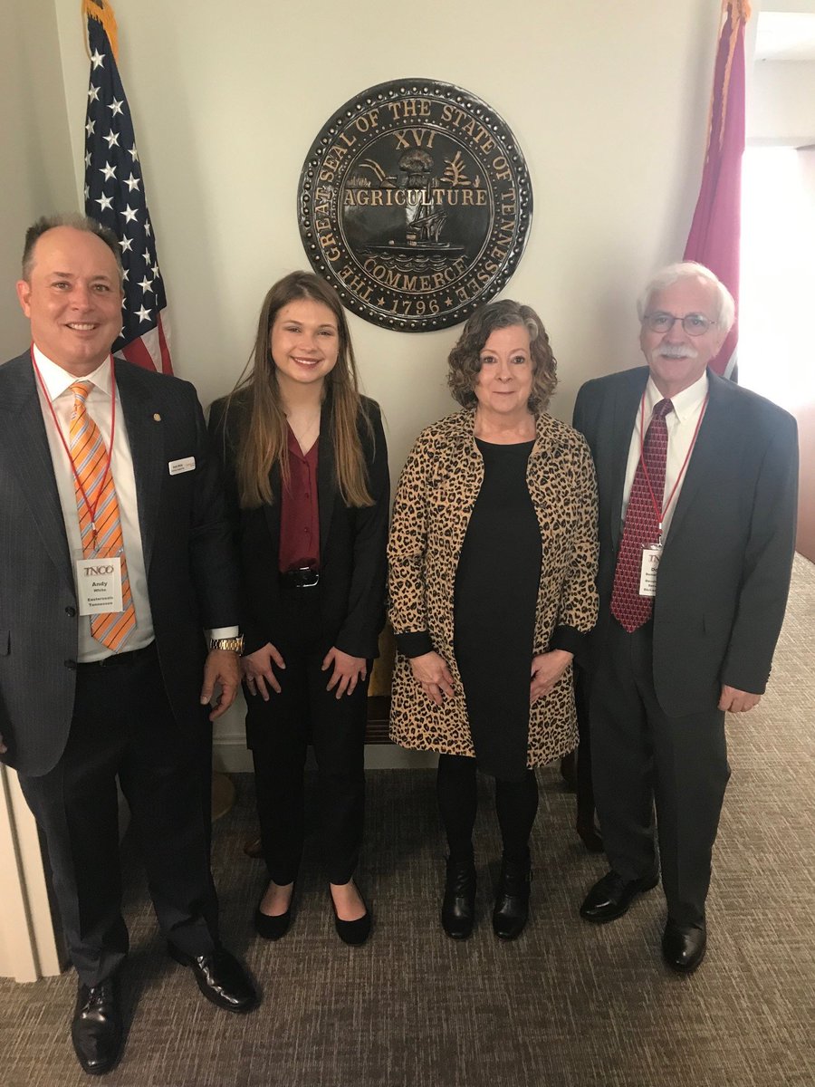 DSDC_INFO's tweet photo. Our Executive Director, Donald Redden, met with Representative Mary Littleton @MaryLittleton78  this week as part of TNCO's Legislative Day. Donald was able to advocate for the extreme importance of why our DSPs should be earning a higher wage. https://t.co/hQsaLrF9op