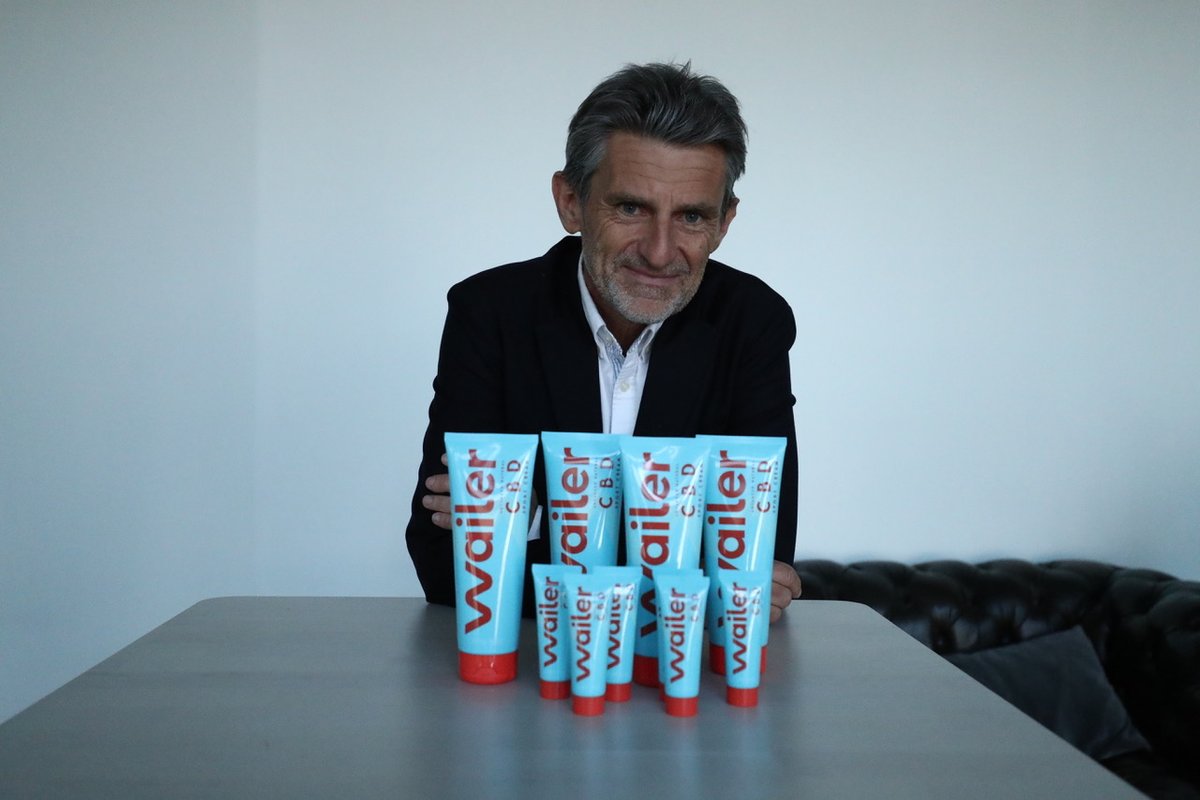 KarineWenger's tweet photo. Pour soulager les bobos musculaires et articulaires de sportifs de haut niveau... et du quotidien, la startup niçoise #Wailer a conçu et développé une crème innovante hyper efficace au #CBD et huiles essentielles. Yeah man!
@MessinaCedric 
@fgiauss 
https://t.co/yEJlYin7ex https://t.co/lFXr8szrX3