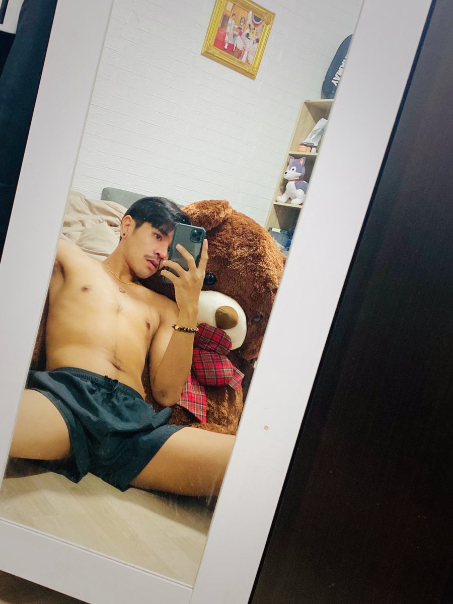 ก็ผมไม่มีใคร แล้วทำไมเราถึงไม่มีกัน #บ่อวิน #ศรีราชา #ชลบุรี