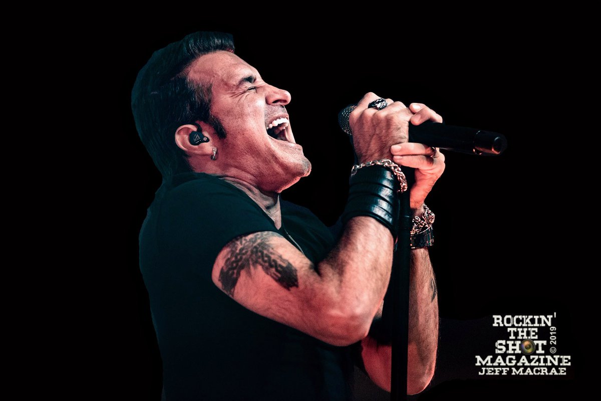 rockintheshot's tweet photo. Here's some @ScottStapp, Happy Friday!! 🔥🔥 @Creed #scottstapp #creed #rock #rocknroll #rockandroll #music #concert #concertphotography #musicphotography #photography #photographer #livemusic #festival #musicislife #musiclover #singer #canon #newengland #HardRock https://t.co/Zu0W2UwVUs