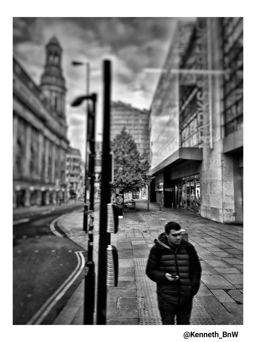 Kenneth_bnw's tweet photo. Shot on 📸📱: Samsung S20 FE
----------
#manchester #streetphotography #Photography #photographer #blackandwhite #bnw #bnw_captures #bnwphotography #Monochrome #SamsungGalaxy #withGalaxy #samsung #streetphotos #photooftheday
#appicoftheweek https://t.co/CEvXAuaAgo