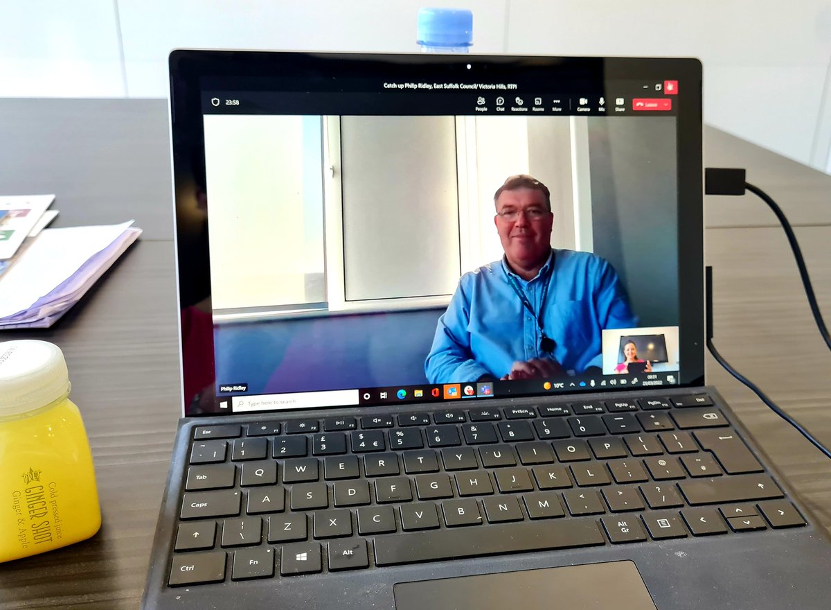 VictoriaCEOCIOB's tweet photo. Super #ChiefPlanningOfficer catchup with @philipridley @EastSuffolk such inspiring exemplar #localgov of a well resourced #planning team✔ successfully navigating growing caseloads✔ & leading 10x #NSIPs✔ whilst hosting #apprenticeships ✔ #BestInClass example to others 👏🙌💪 https://t.co/TNc1H4fnIf