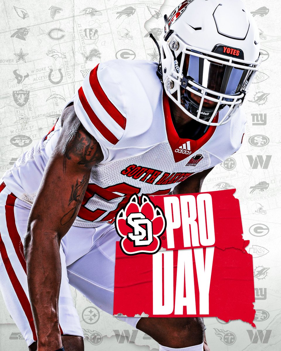 SDCoyotesFB's tweet photo. Pro Day ready 😤

TE @BrettSamson1 
S @YaBoii_Ej 
LB @_dcoop1 
WR @caleb_ve 
P @schuttbrady5 
K Mason Lorber
LB Jacob Matthew
LB @jacko_cochrane 
DL @_DeValo7 

#WeAreSouthDakota x #ProYotes🐾 https://t.co/frPamHxzuN