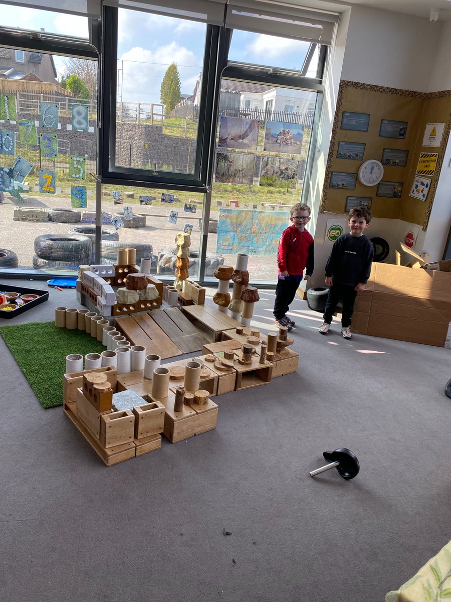 TollbraePS's tweet photo. Our nursery children are developing a real curiosity in the construction area. They work together to create these masterpieces - #teamork #imagination #looseparts #cooperation #planning @EarlyYearsNLC @earlyyearsscot https://t.co/t9hfAQF64O