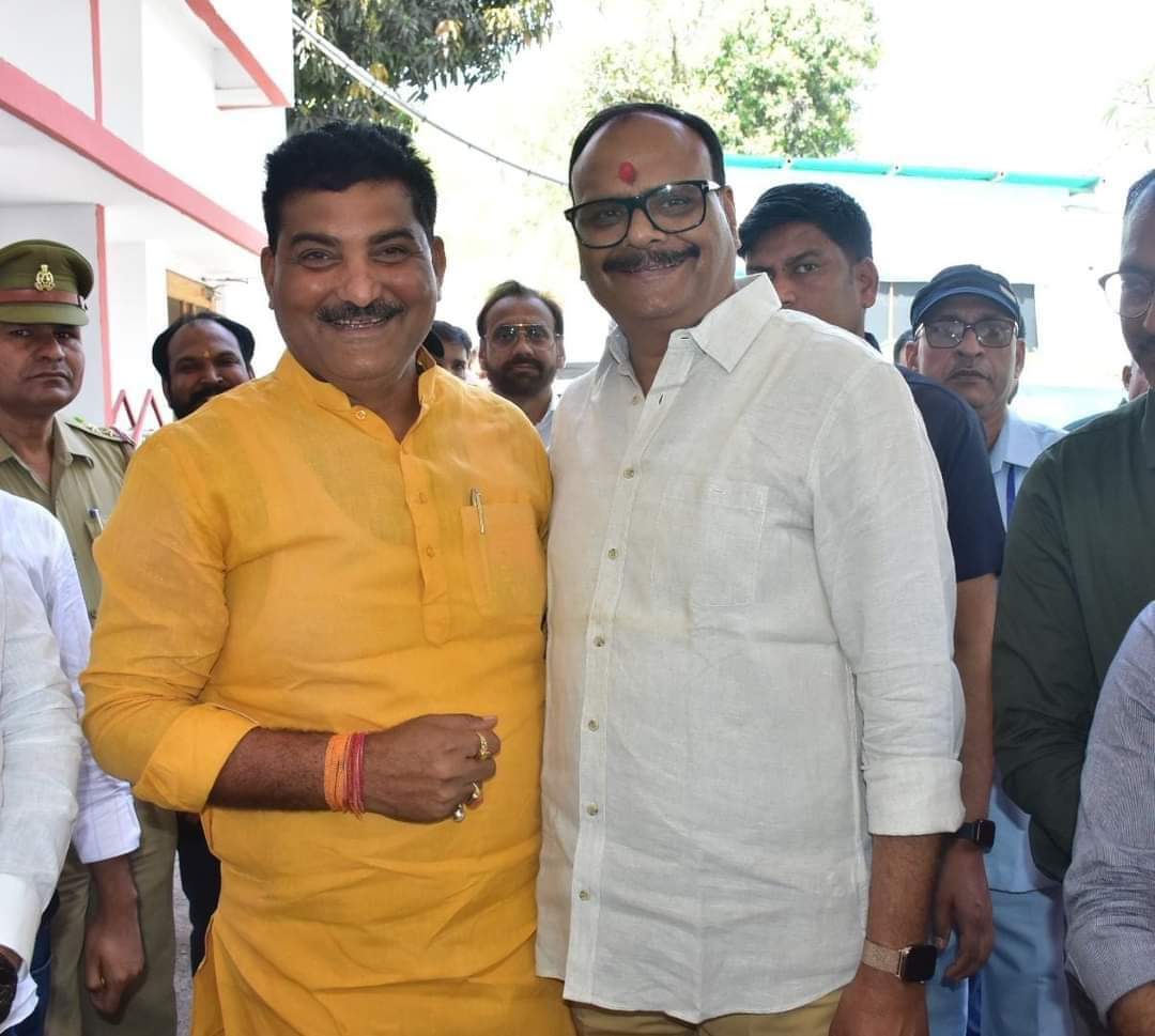 AjaySinghMLA's tweet photo. मा० श्री @brajeshpathakup जी को उत्तर प्रदेश के उप-मुख्यमंत्री के रूप में शपथ लेने पर बहुत-बहुत बधाई और उज्ज्वल भविष्य की अग्रिम शुभकामनाएं। https://t.co/h6Qi3awOCM