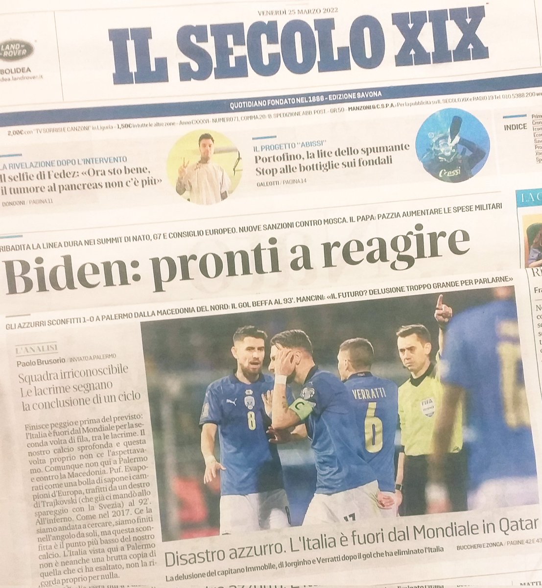 SavonaUbik's tweet photo. @LiveSpinoza @ABkualcosa ... e comunque a me sembra esagerato da parte degli USA, per una partita di calcio... https://t.co/XzBj4o6xgq