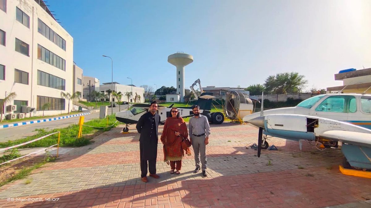 usmlewithev's tweet photo. An interesting visit to Aviation Training Hub, institute of space technology, Islamabad.

The institute is offering Aircraft maintenance Engineering program. The students will get the hands on experience along with the theory to earn a handsome salary package.

#emergingvisions https://t.co/Vqmcrk1YbA