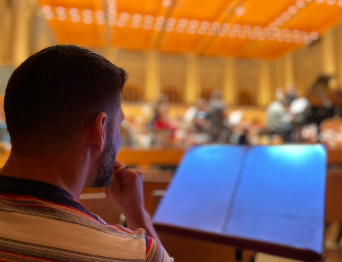 jimmylopezmusic's tweet photo. In rehearsal with @perianespiano, @ShelleyConduct, and @osesp. #Ephemerae #PianoConcerto #SouthAmericanPremiere #SãoPaulo #Brazil https://t.co/CeYnMCSOAi