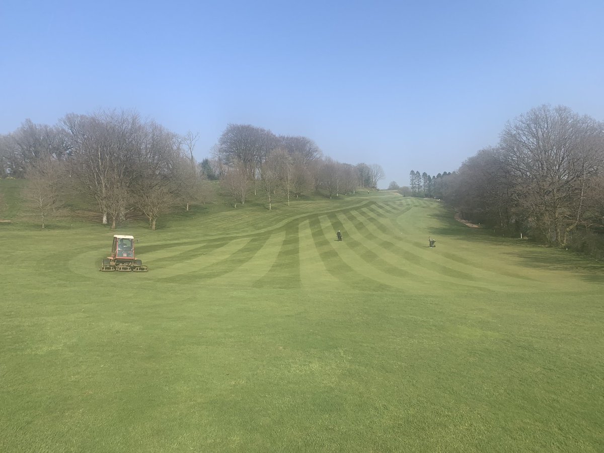 georgesteves10's tweet photo. Happy birthday to my Deputy Course Manager @joepike90 cutting lasers on the fairways on his 21st @TivertonGC #teamtov https://t.co/KlyGRdtopl