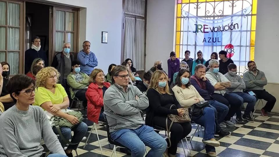 lehalperin's tweet photo. La memoria se sostiene con militancia, para saber  toda la verdad, para alcanzar la Justicia.
🗓23 de marzo - Concejo Deliberante de Necochea.
🗓 24 de marzo - Comité Radical de Azul.
Memoria, Verdad y Justicia.
#24Marzo #NuncaMasEsNuncaMas https://t.co/DOQhz8MFRq
