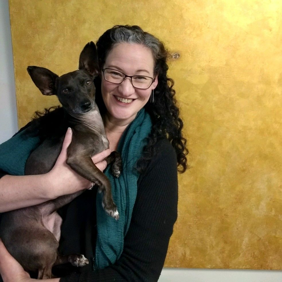 Happy Friday, everyone!! Buffy and I have had a busy week with our sharpest eyes on the coolest construction projects ... and we both wish you a good weekend!