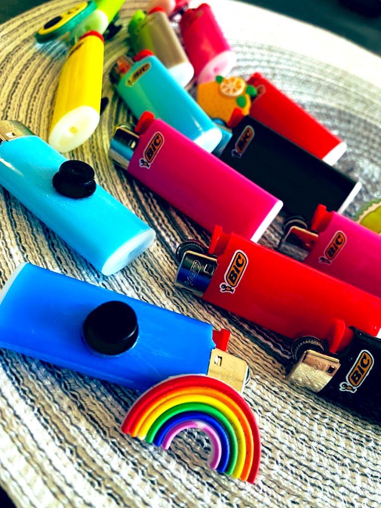 ✨Lit Bits! 😁 The lighter that pops into your crocs! 

drawing-conclusion-s.myshopify.com

#BlackOwnedBusiness
