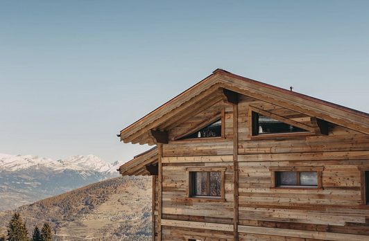 STCorpComm's tweet photo. Noch etwas #SchweizerWinter - im neuen #EringerHotel #4Vallées @valaiswallis https://t.co/RtHkAefX32 #IneedSwitzerland ❄️🇨🇭#Hotel https://t.co/mAIsnNJKhX