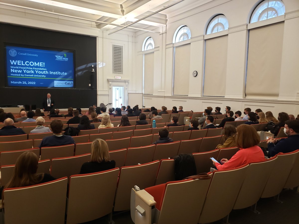 NYRuralSchools's tweet photo. RSA Executive Director, David Little, welcomes the New York Youth Institute and our RSA NYYI Scholars at Cornell University. https://t.co/WjAAhmLlOg