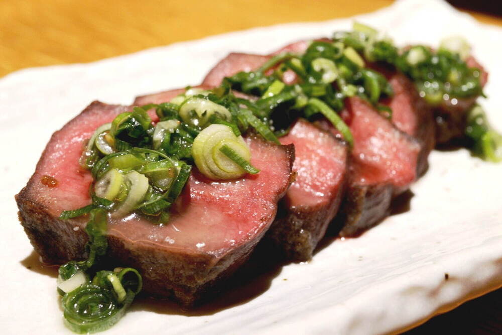 fashionpressnet's tweet photo. 牛肉のみに特化した「ビーフフェス OSAKA 2022」大阪で、飲めるハンバーグや厚切り牛タン - https://t.co/6wrkFW11aF https://t.co/pyH1B71bAG
