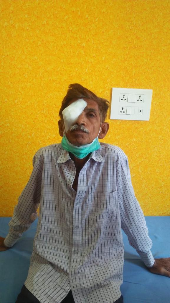 AnushaSp10's tweet photo. @SonuSood 
@SoodFoundation 
Thanks you so much Sonu Sood sir and Sood charity foundation for immediate response. The Eye surgery was done🙏🙏Thanks a lot for the continuous efforts for the needy all the time🙏🙏🙏🙏
@Shivsha17131965 
@libransood https://t.co/Wz06yWM50Z