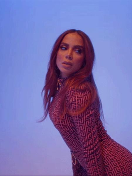 poptime's tweet photo. Lembrando que os trabalhos NÃO PARAM!

Anitta está em primeiro lugar, porém, o cantor argentino Paulo Londra debutou sua nova bomba nuclear em #2 da plataforma. Vamos surrar a Argentina como sempre fizemos no Futebol, agora virou questão de honra! https://t.co/gJrxfn7voK