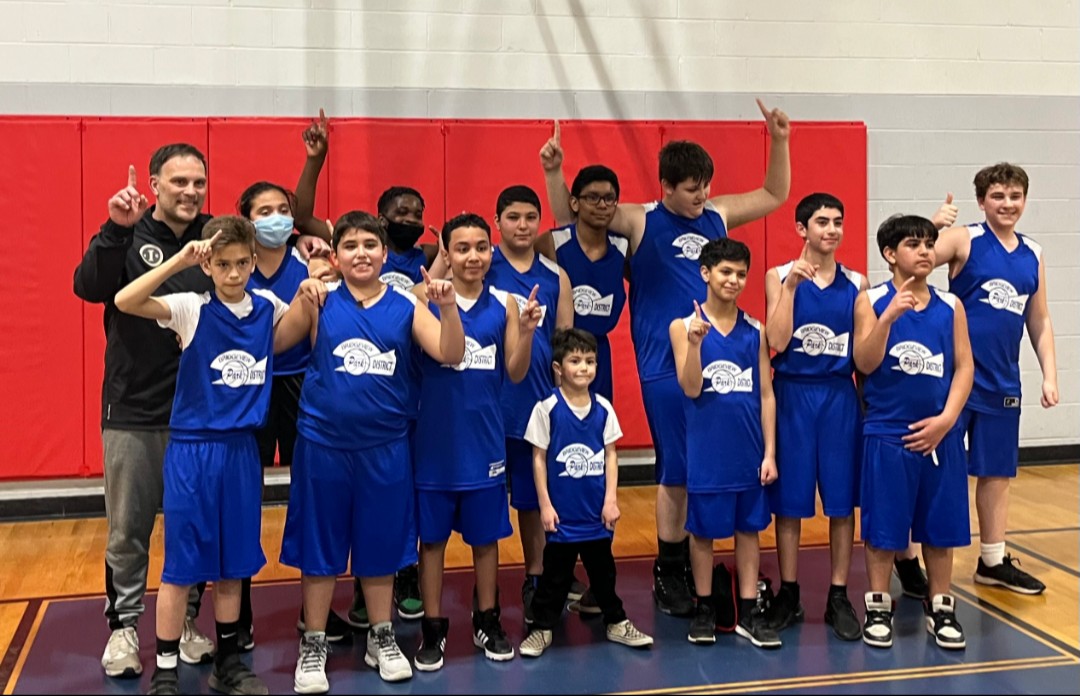 ParkBridgeview's tweet photo. CHAMPIONS!! Congratulations to the Bridgeview Park District 10-12 yr old Basketball team as they won the finals of the South Suburban Basketball League on Wednesday night in Blue Island! An exciting 26-22 comeback win in OT vs a great Alsip team got it done! Way to go! #BVPD🏀🏆 https://t.co/rphyVPbjXw