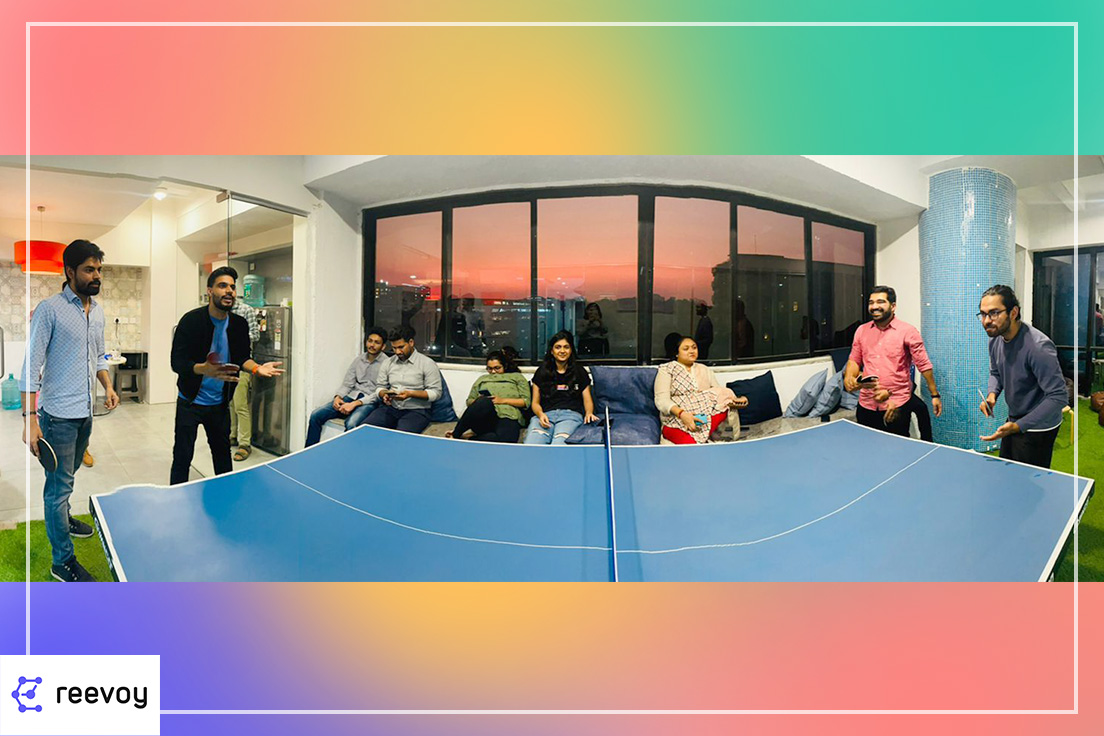 reevooy's tweet photo. #TGIS- Thank God It's Sports-Thursday
Its a match! 10 teams battled in our 'chill zone' to claim the table tennis trophy and an INR10,000 Amazon voucher. After 2 hours of knock-outs, @ishandadhich1  and Kritak destroyed their opponents to bag the prize!
#sportsday #TableTennis https://t.co/snbiE4gyI5