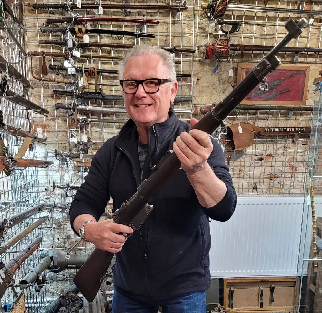 NEW VIDEO RELEASED THIS SUNDAY!
Ross can often be found in our Militaria corner. This Sunday we look at some of our Old Mauser Rifles which date back to the 1800's. 

#Mauser #militariacollector #AntiqueFirearms