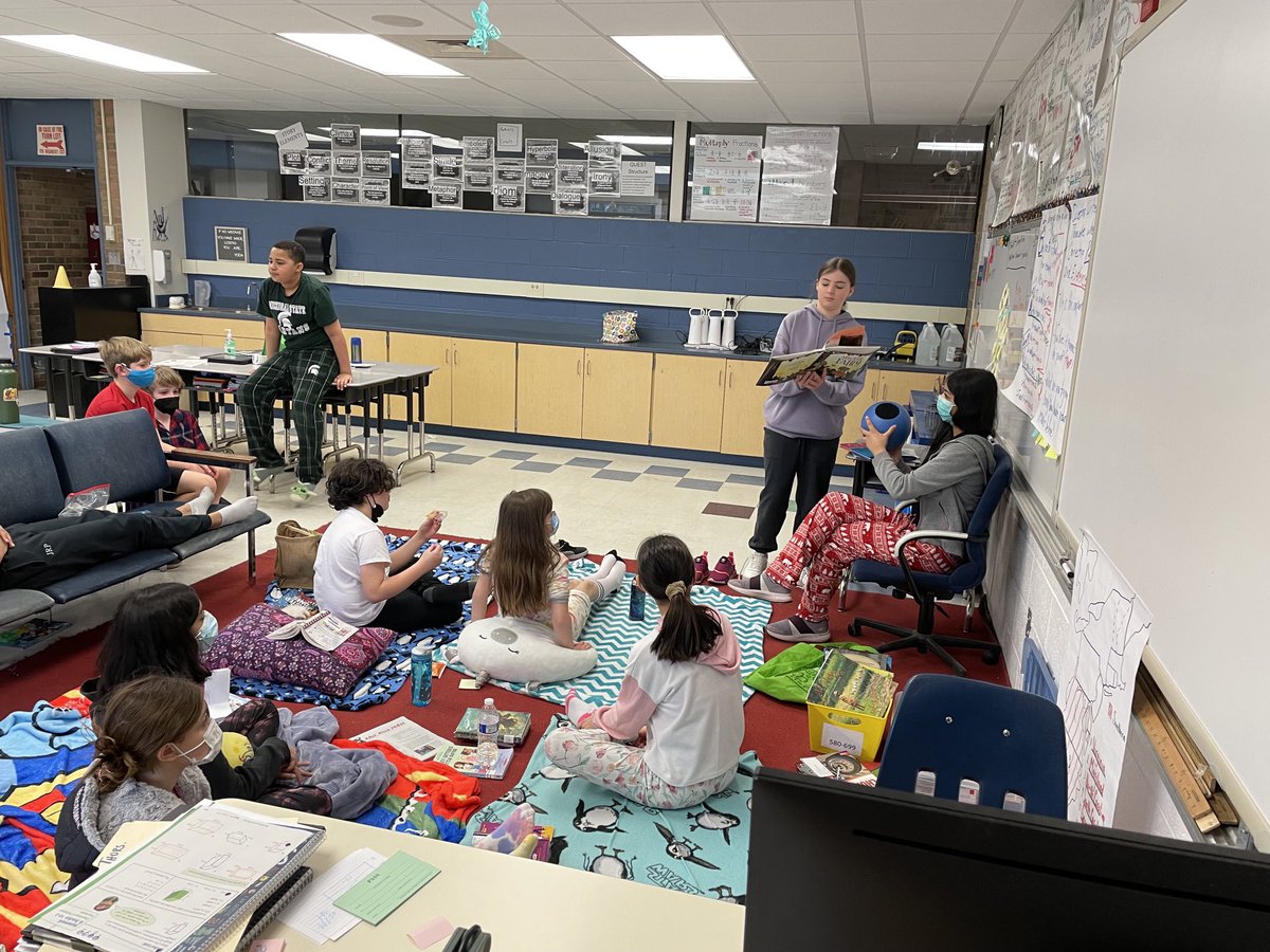 8th grade Peeps reading to current Peeps!  .⁦<a href="/EastHills4_8/">East Hills</a>⁩ ⁦<a href="/LoRowe12/">Lauren Rowe</a>⁩ ⁦<a href="/bhschools/">Bloomfield Hills Schools</a>⁩ #readathon