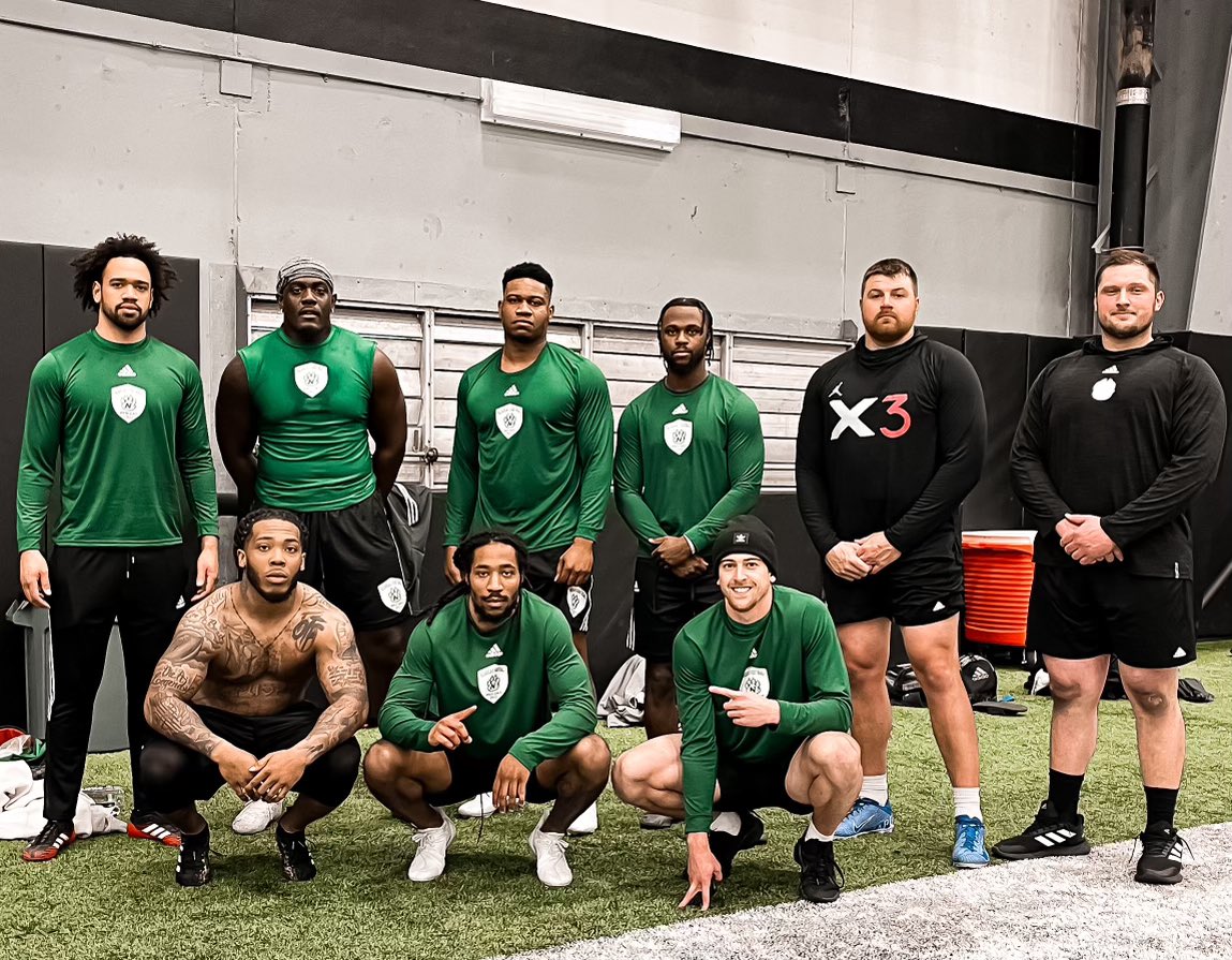 NWBearcat_FB's tweet photo. Our guys showed out today at Pro Day💪

#ProCats https://t.co/nmiBe6xIqL