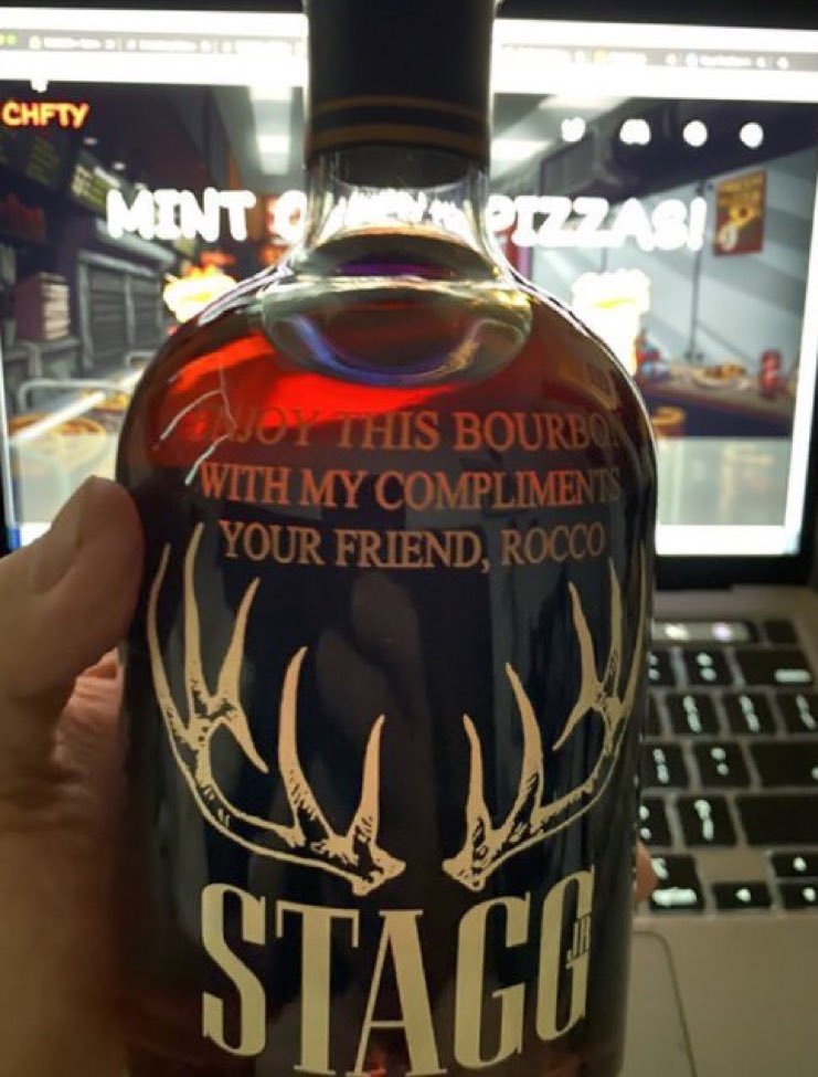 roccodispirito's tweet photo. To celebrate @CHFTYPizzas  minting out in LESS than 24hrs, I’m personally giving  away this engraved bottle of whisky to one lucky pizza slice holder!!! 

To enter join their discord and follow the instructions. 🍕https://t.co/SZiPXkE63X https://t.co/gErYItgw6T https://t.co/SiQYfSgGs1