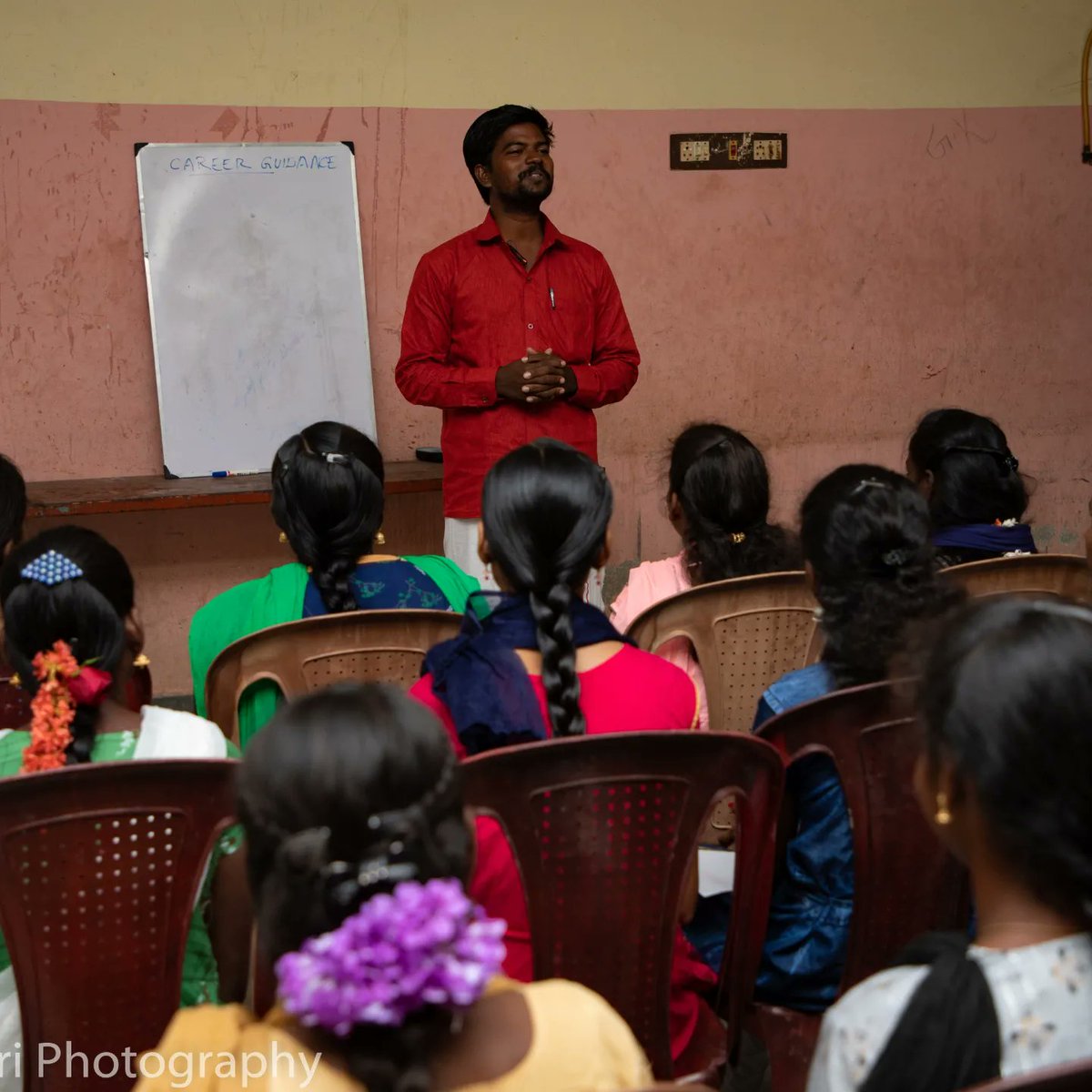 vazhai's tweet photo. We conducted a career guidance event for Vazhai kids who are currently in standards 9-12 at Annamuthu mandapam, Anandhapuram on 20-03-2022.

Dr. Govindan from TNSF preceded over as the expert who walked through various future opportunities with the kids. https://t.co/wH90Pr7Snb
