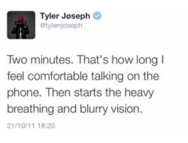 pilotswave's tweet photo. tyler: i'm a caller i hate texting 

also tyler: https://t.co/HIrvJvEonE