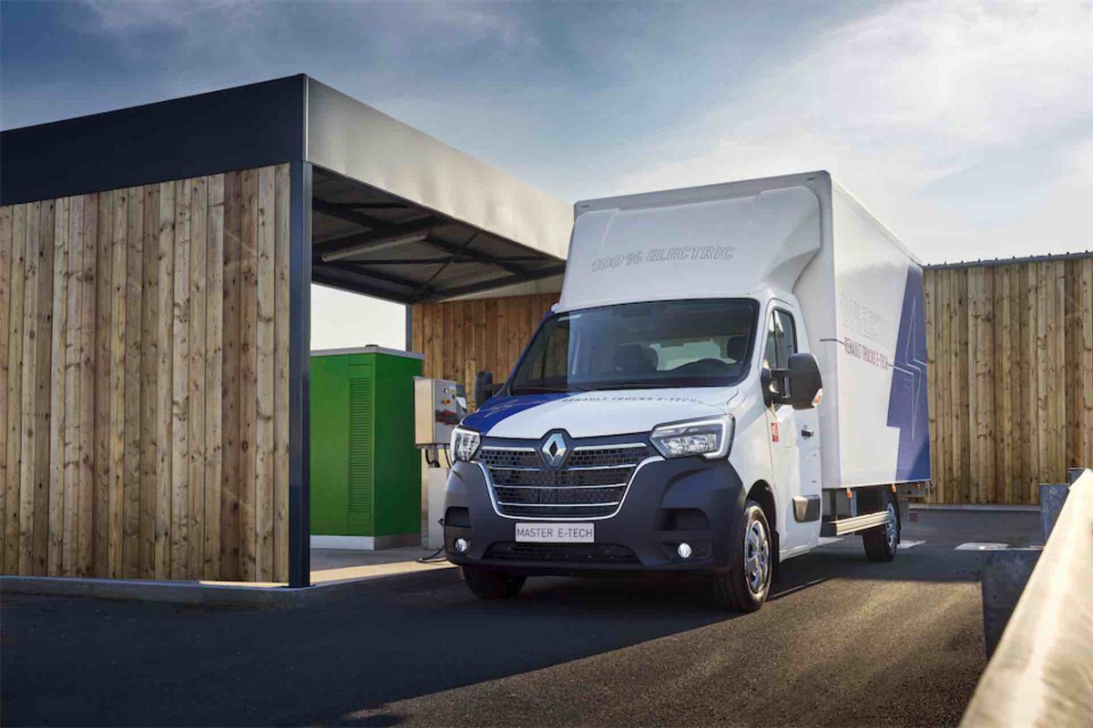 Het terugdringen van de CO2-uitstoot is een topprioriteit, zo worden er bijvoorbeeld steeds strengere milieuregels gehanteerd in de steden. Met de Renault Trucks Master E-Tech is de groene last mile vandaag al mogelijk.
#renaulttrucks #renaulttrucksnl #etech emissieVRIJdag