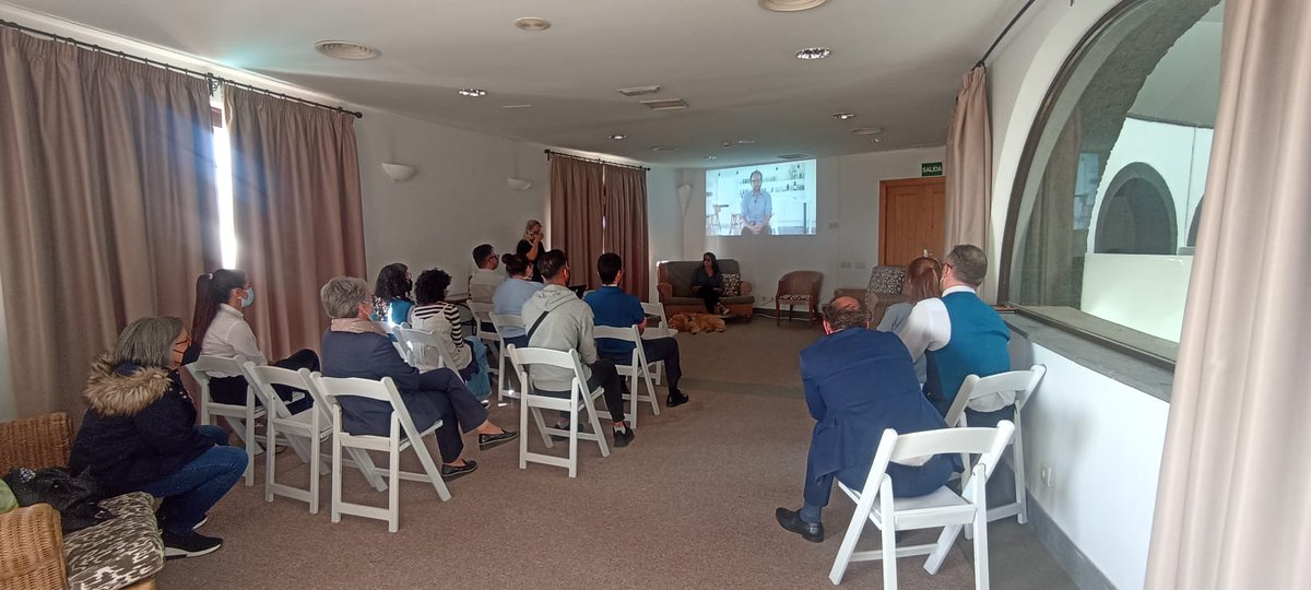 TeresaRguezFA's tweet photo. Avanzando en la equidad y la inclusión a través de la puesta en valor de la diversidad, singularidad y unicidad de las personas de la mano de nuestra embajadora Maria Petit. Gracias HotelTHeVolcánLanzarote 24 y 25 de marzo, @fund_adecco  @HotelesTHeLZ  @mariapetitv @HotelesTHe. https://t.co/rIZ2O4BXxV
