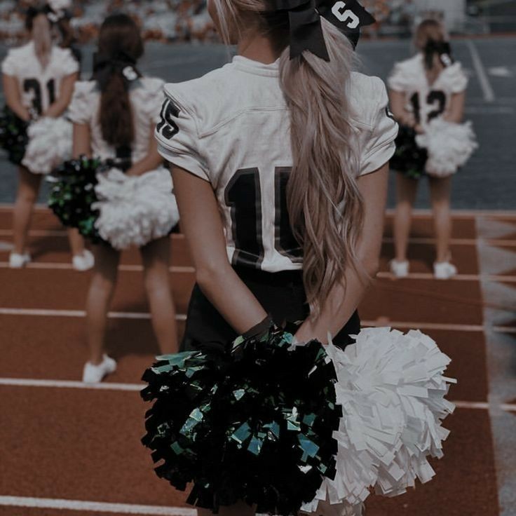 ㅤㅤㅤ"I'm forever getting misunderstood" 

yasmine's twin sister. cheerleader. best friends with tory and robby. student at west valley high.
lit and descriptive. ships with chem. mature and triggering content. cobra kai oc.

please retweet and like