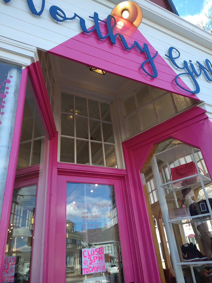 Closing early to go Film Fest! Geez do we love our sponsors!!! #wearenotworthy @MyBeverly01915