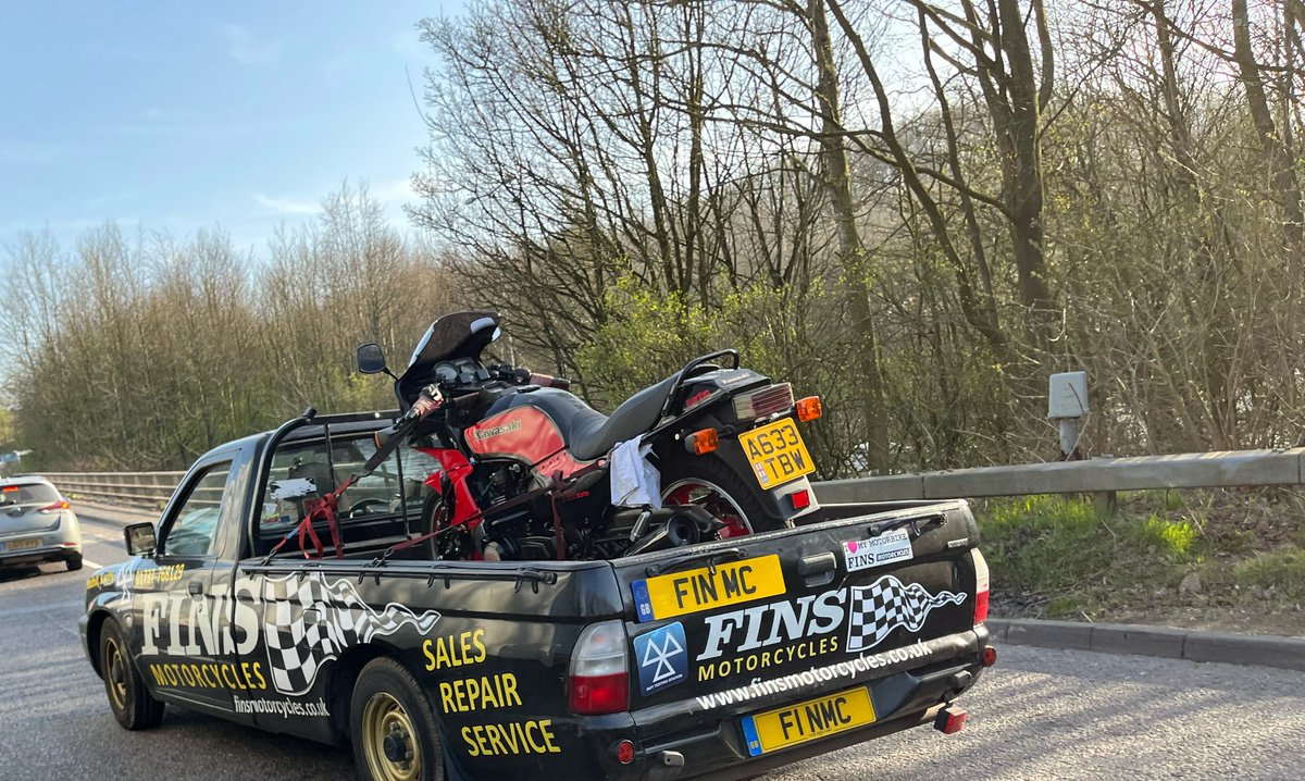 mototingle's tweet photo. *SPOTTED* Finns Motorcycles of Surrey with a Kawasaki ZX750E (looks like a GPZ900R)

Very cool motorcycle, I’d love one

https://t.co/gJm5E8L6Ay https://t.co/bmmoTl0eDe
