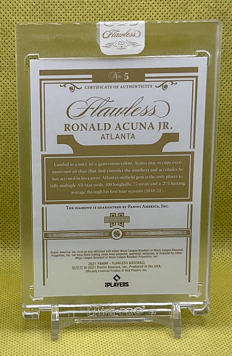 RedHotBreaks's tweet photo. # 1/5 Ronald Acuna Jr. double diamond card from Panini Flawless. Somebody's going to be real happy on mail day!
#panini #flawless #acunajr #doublediamond https://t.co/vSe3GUC5Bh