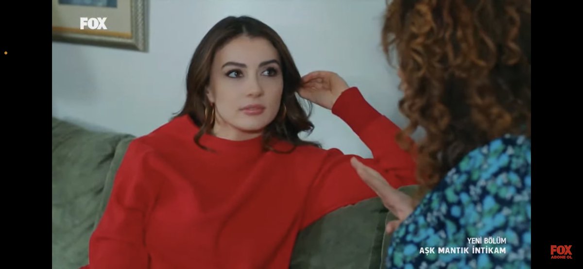 TurkishSeries00's tweet image. #sensizolmaz #AskMantıkİntikam #ErZan but how beautiful it she 🥺🤪