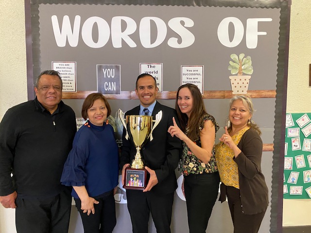 MeCounselor1's tweet photo. @ALLINLBUSD @LBUSD Congratulations Starr King for winning the All In Trophy for "Engaging and Communicating with Families". Team King continues to build positive relationships with their students &amp; families. #relationshipsmatter #Attendancematters #proudtobelbusd https://t.co/Nb1MQsYiLt