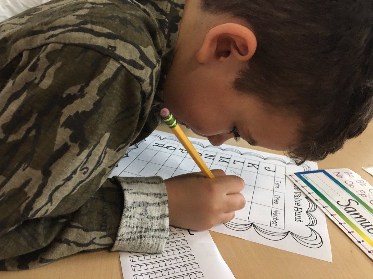 MandaWhiteCasey's tweet photo. First Grade: Place Value Boot Camp 🌟🥾💪@JresRockets @TeachMrsVincent 2/3🧵 https://t.co/7jSxZ4nCCO