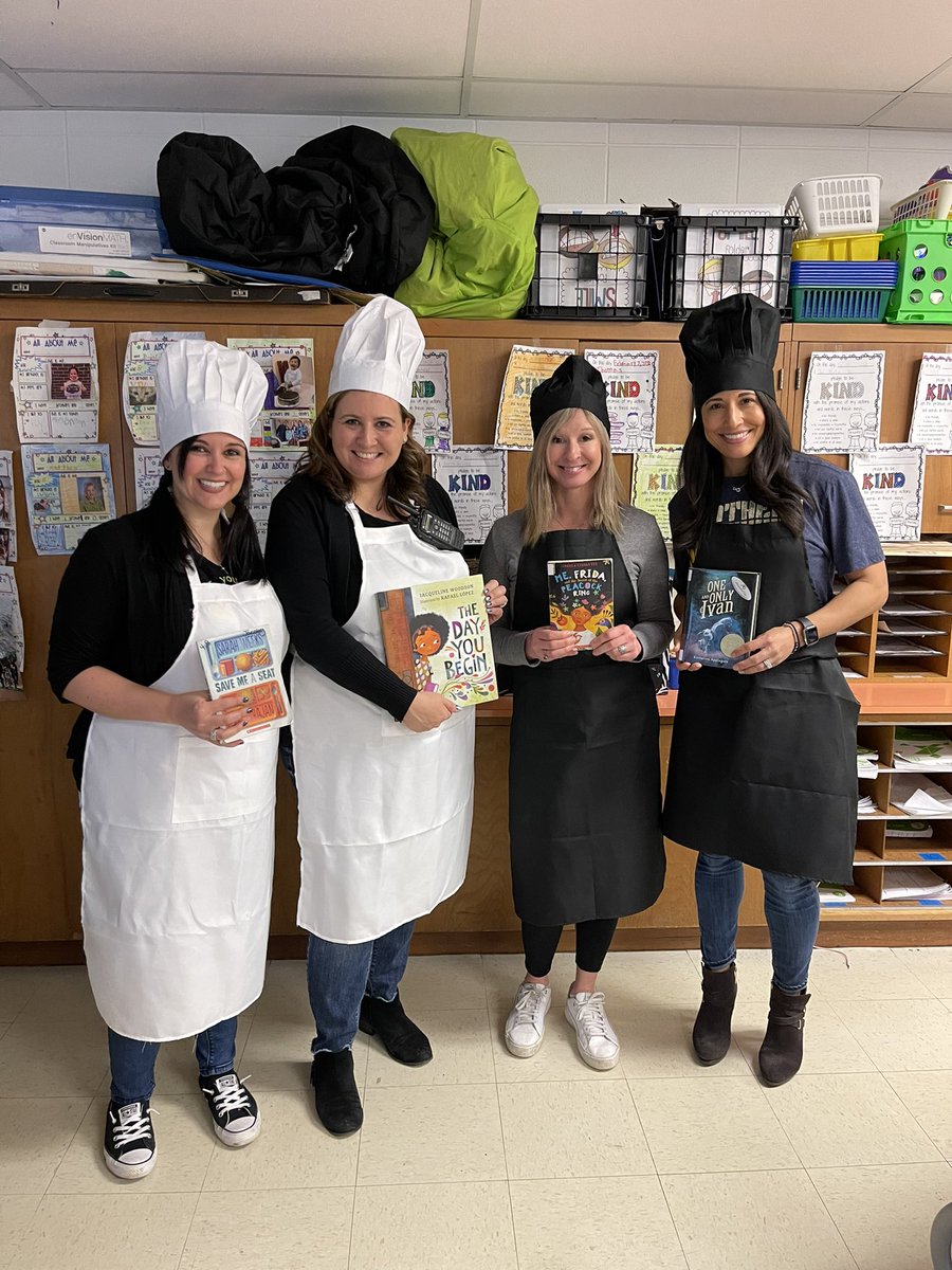 Mrs. Stavros tweet media