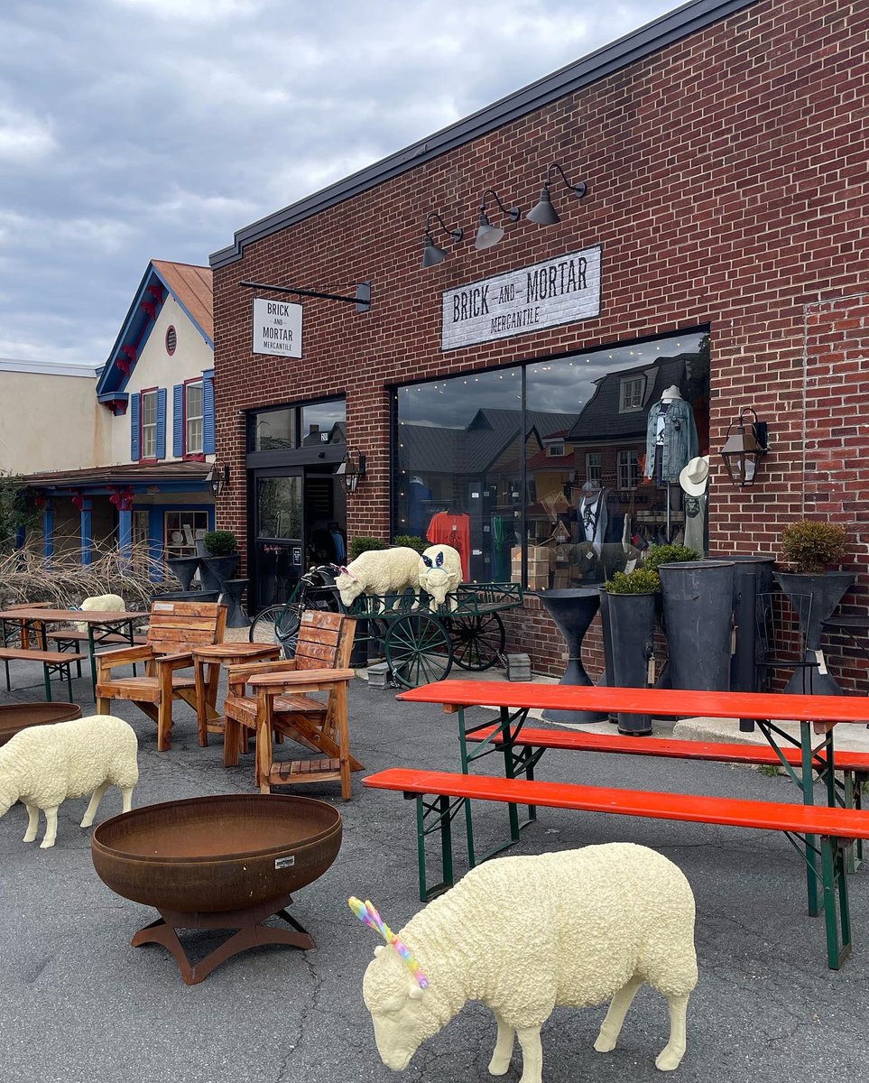 SolFireStore's tweet image. We are here today!! Sol Fire at Bricks and Mortar. 201 W. Washington Street
Middleburg, VA 20118. 
#soap #soapmaking #Godisgood #ymiVirgencitatoo #SolFireStore #TheSunShinesForEveryone #smallbusiness #bigbusiness