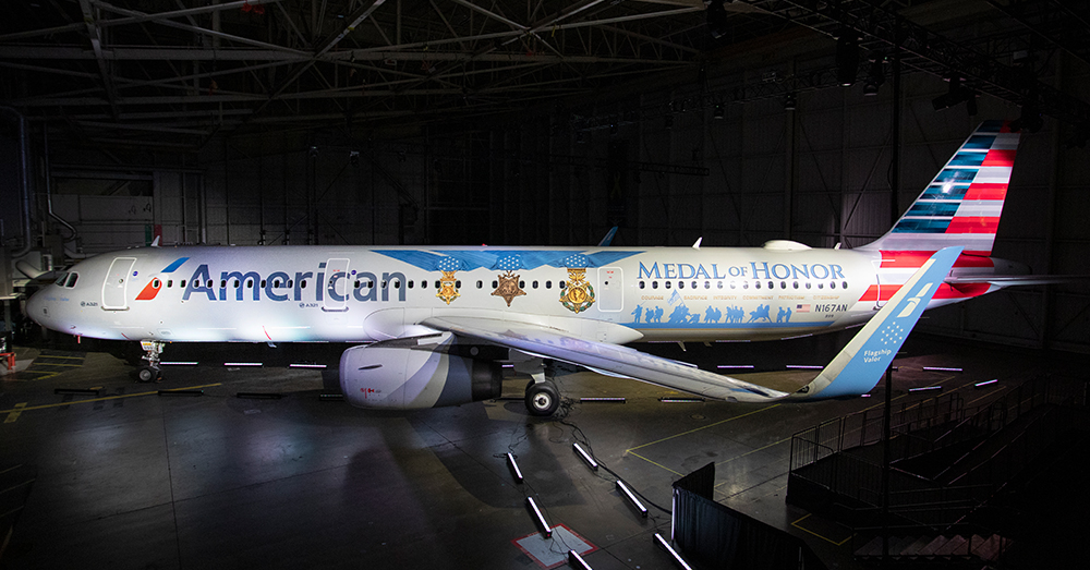 American Airlines Unveils Flagship Valor Livery, a Tribute to Medal of Honor Recipients
breitflyte.com/post/american-…
#AmericanAirlines #FlagshipValor #A321 #NationalMedalOfHonorDay #Breitflyte #avgeek #avgeeks #aviation #airlines #planespotting #planespotter