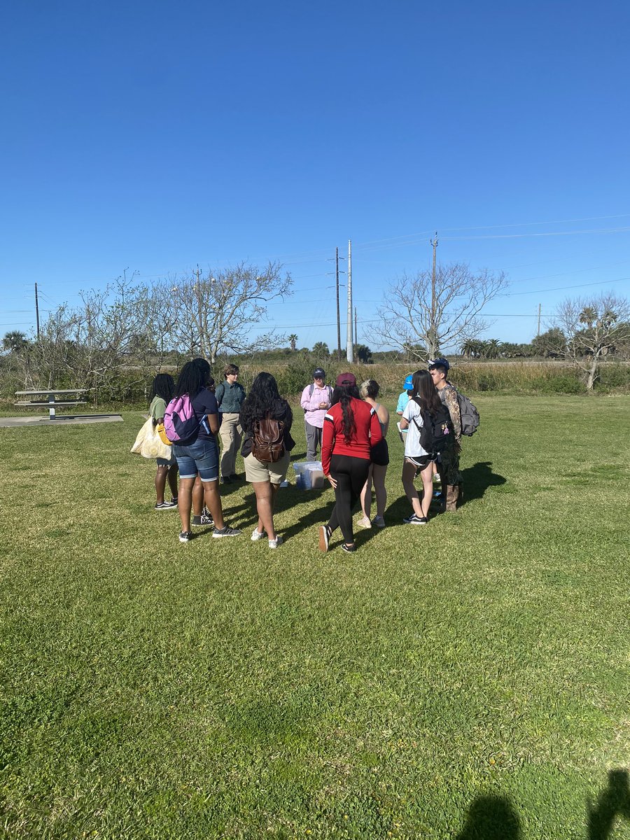 Preparing for our adventure into the Coastal Wetlands with <a href="/GBayFoundation/">Galveston Bay Foundation</a> <a href="/Humble_2ndSci/">Humble_2ndScience</a> <a href="/HumbleISD_SCHS/">Summer Creek High</a>